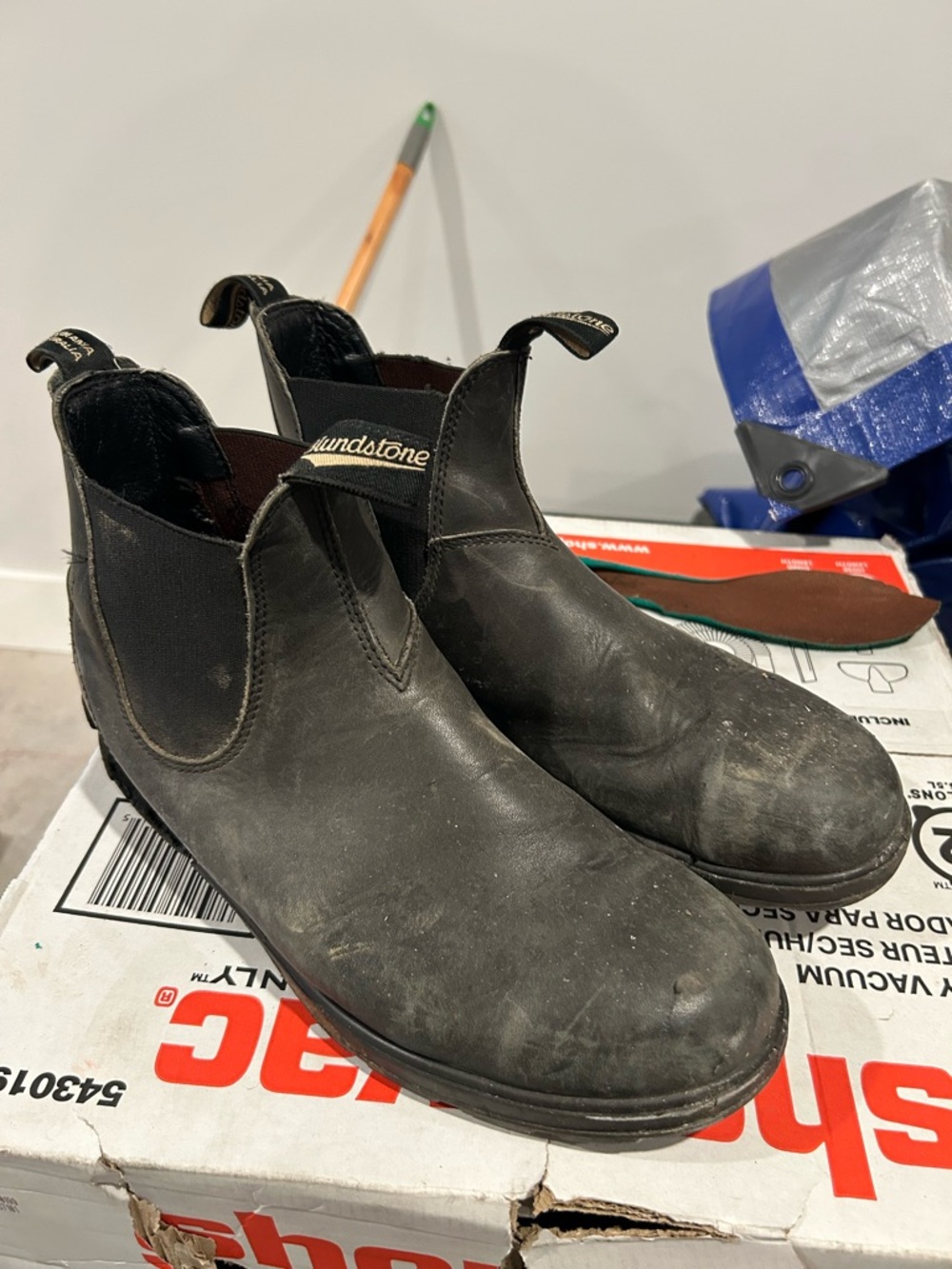 Blundstones